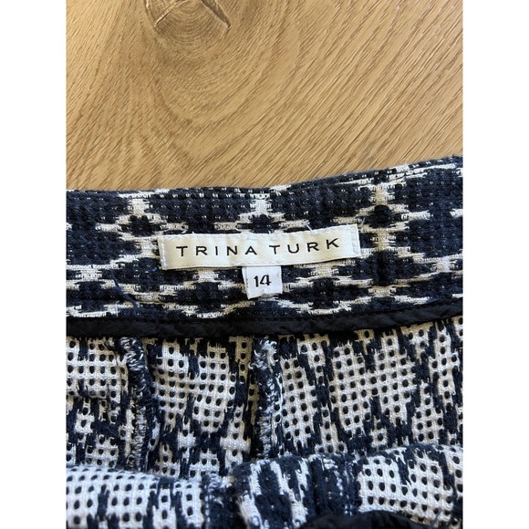 Trina Turk Women's Shorts Black White Patterned Size 14 Woven Textured - Picture 5 of 6